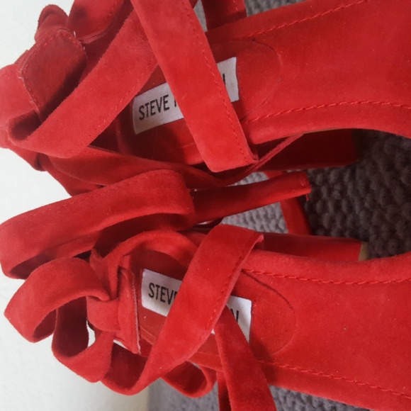 Steve Madden Cosmic Red Suede Chunky Lace Up Heels - Picture 3 of 6